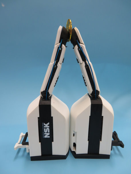 NSK współpracuje przy tworzeniu robotycznego modułu ręki o dużych możliwościach dostosowania